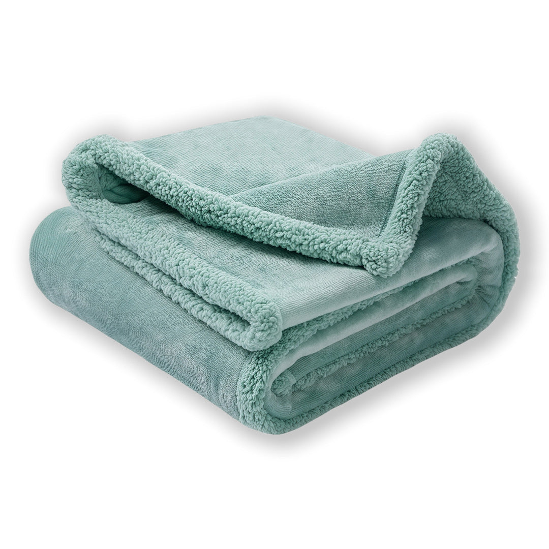 Waterproof Sherpa Fleece Blanket Pad - Plush & Cozy Comfort
