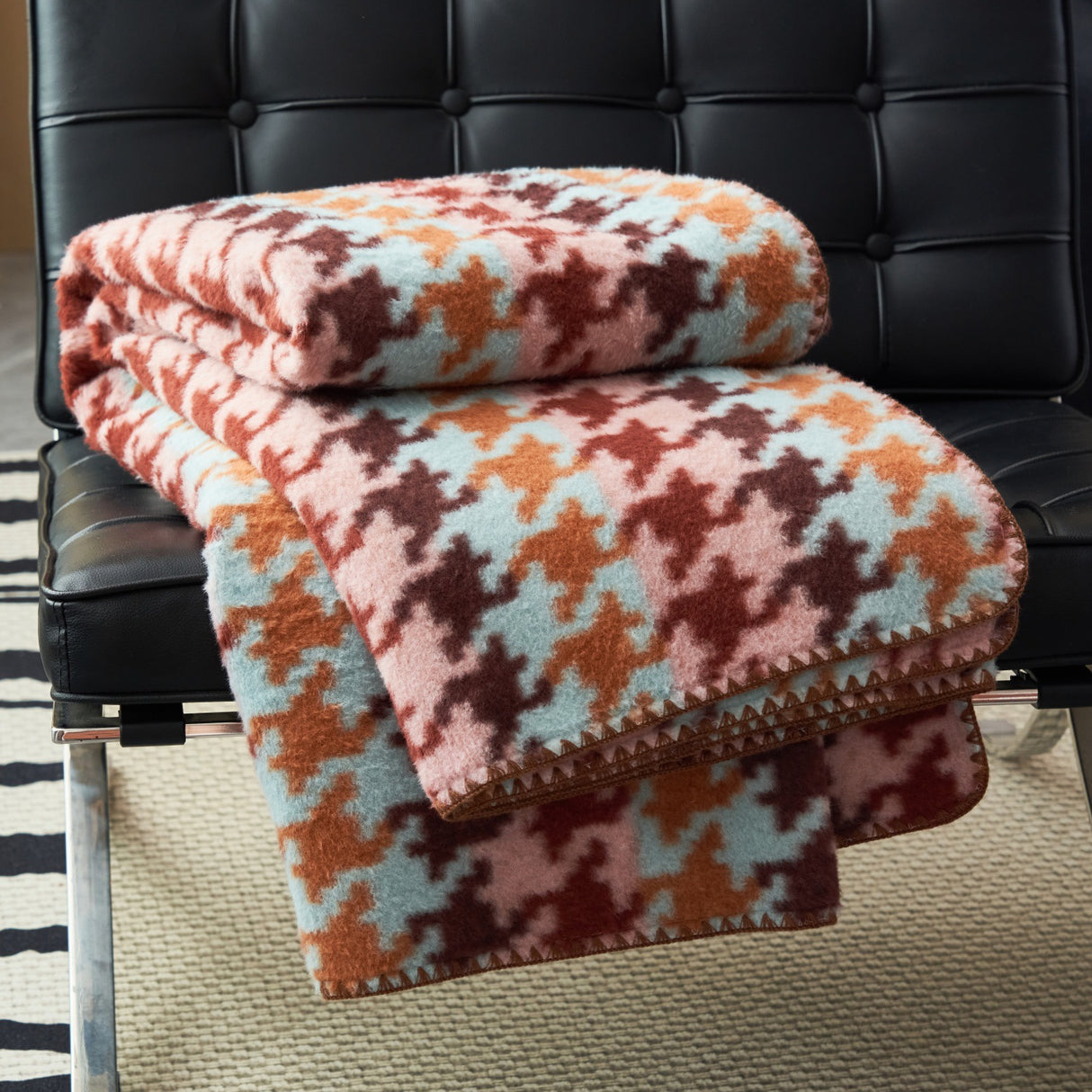 Antique Plaid Cashmere Blanket Thickening Warm Leisure - Julia M LifeStyles