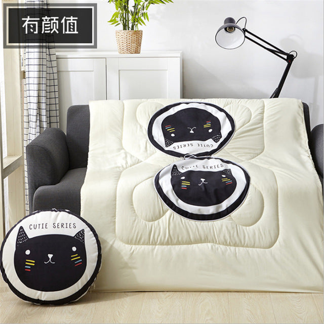 Cool Cat Plush Round Cushion Blanket: Your Cozy Companion