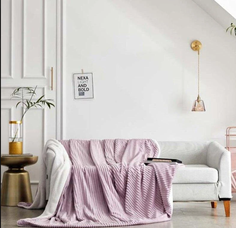 Luxurious Throw Blankets for Ultimate Comfort