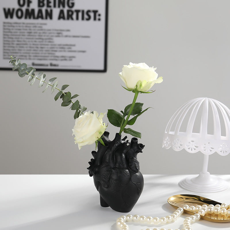 Heart-Shaped Flower Vase Resin Ornament Desktop Living Room Plant Pot Table Decoration Craft Julia M Home & Kitchen
