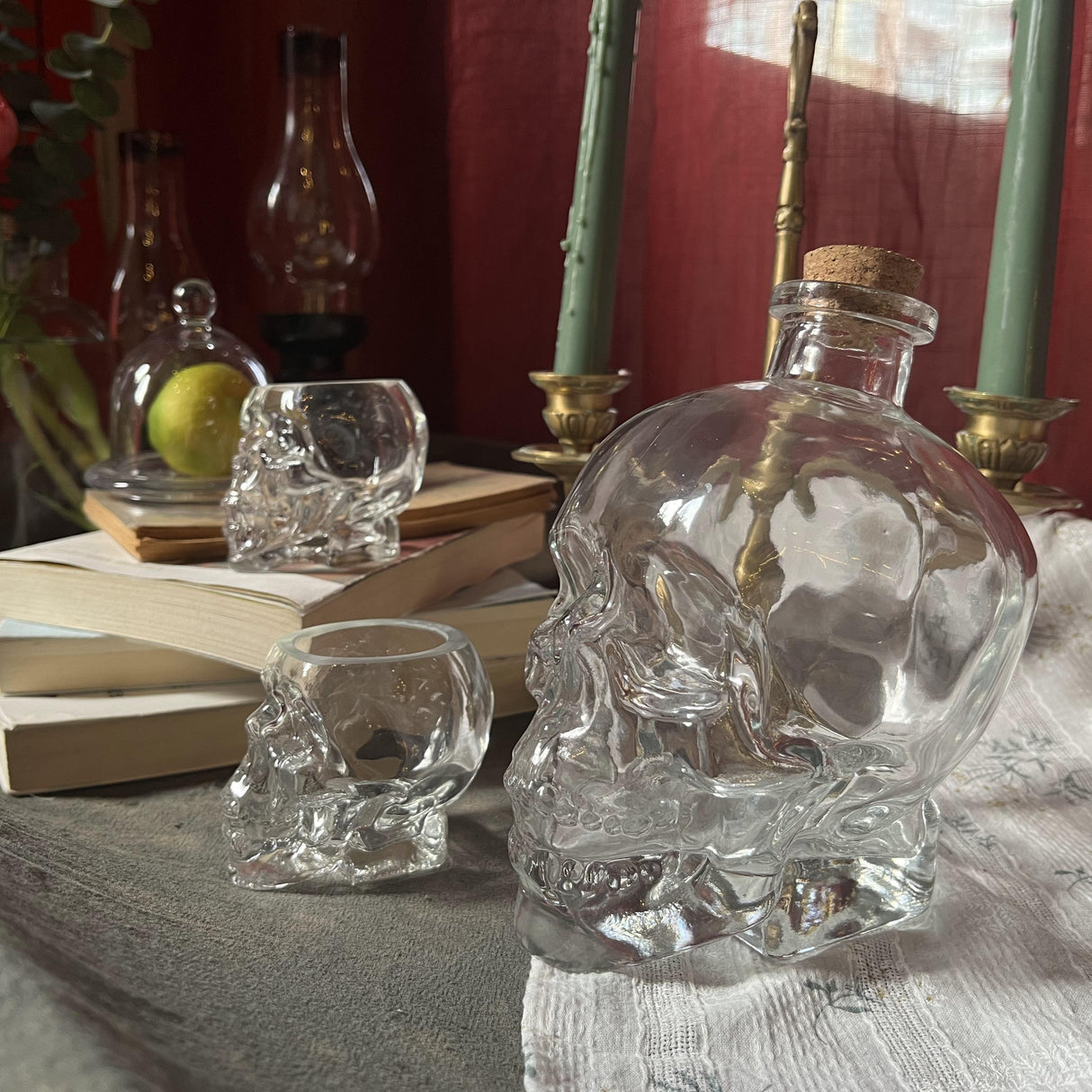 Skull Decanter Kit, 750ml/25.4oz Crystal Wine Decanter With 2pcs 3oz Skull Glasses - Julia M LifeStyles