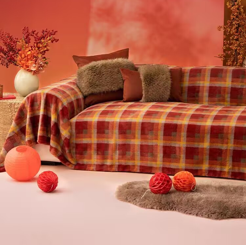 Christmas Plush Sofa Cover - Retro Style - Julia M LifeStyles