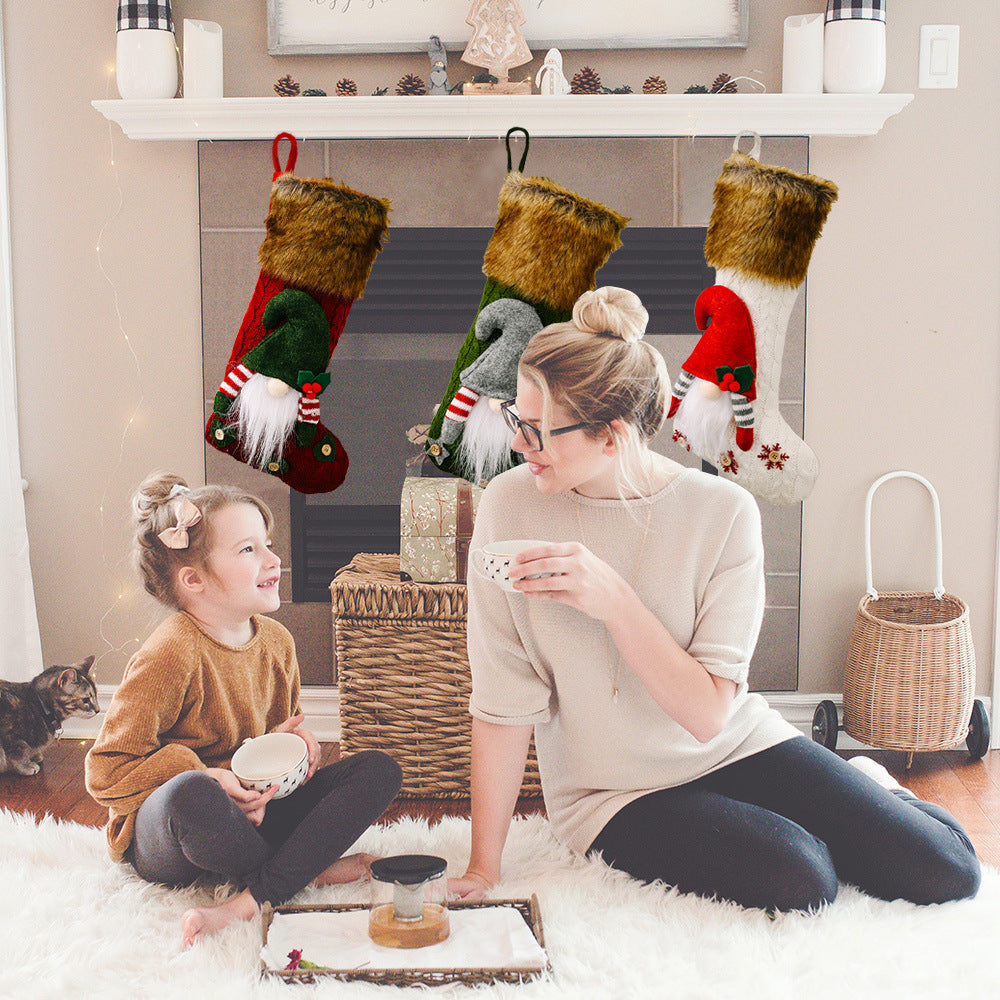 Christmas decoration products, faceless doll plush Christmas socks, creative faceless doll gift socks, elderly socks eprolo