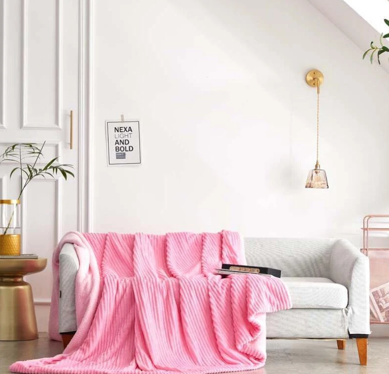 Luxurious Throw Blankets for Ultimate Comfort