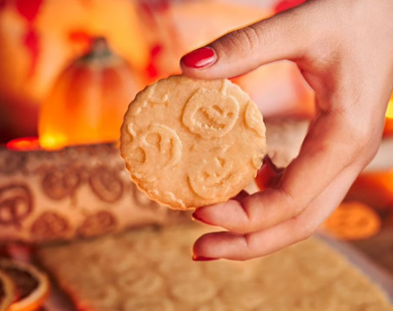 Pumpkin print rolling pin, pumpkin head print rolling pin, Halloween themed wooden carving rolling pin eprolo