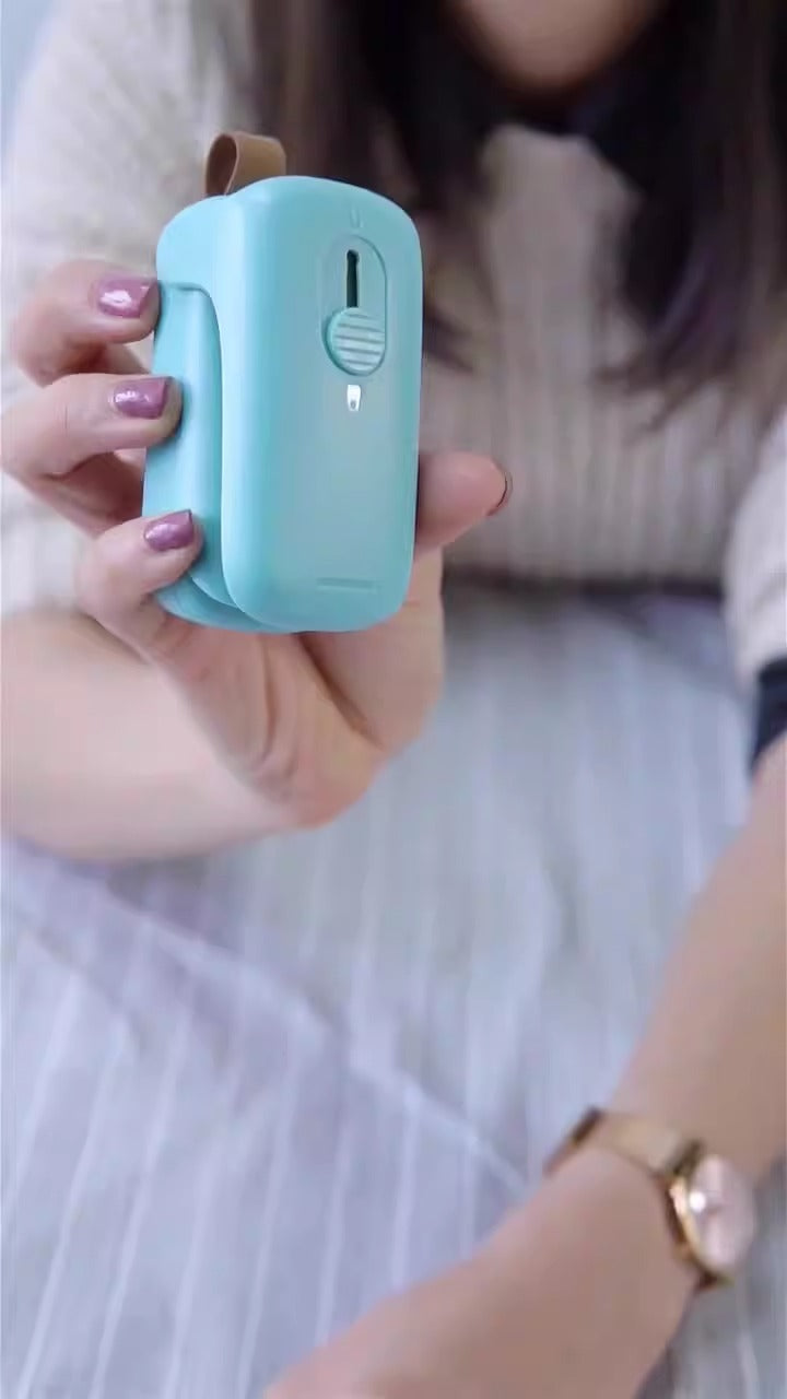 Portable Chip Bag Sealer Machine, With Cutter Handheld Heat Mini Chip Bag Sealer eprolo