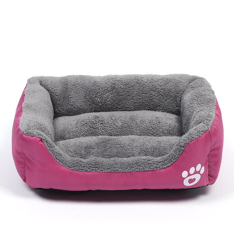 New, soft, and cozy fleece pet bed. Waterproof bottom. Suitable for small, medium & large pets. Keeps pets warm. - Julia M LifeStyles