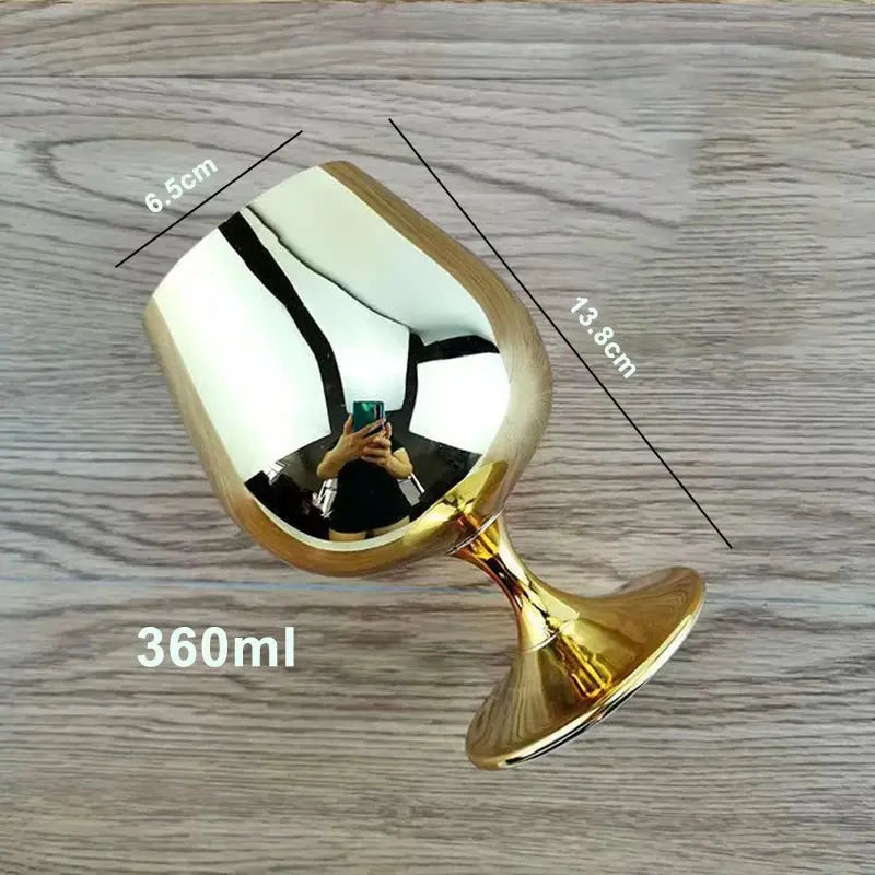 Sophisticated Electroplated Gold Crystal Champagne Glass - Julia M LifeStyles