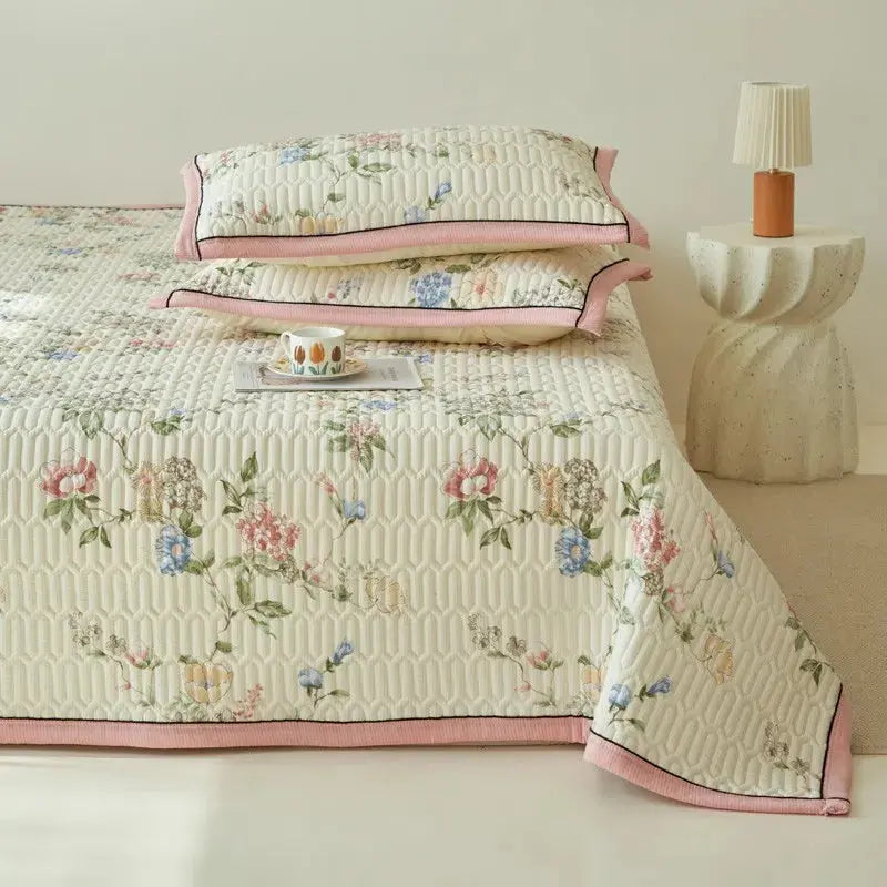 Elegant Beige Floral Reversible Quilt Set - Twin/Queen Size Julia M LifeStyles