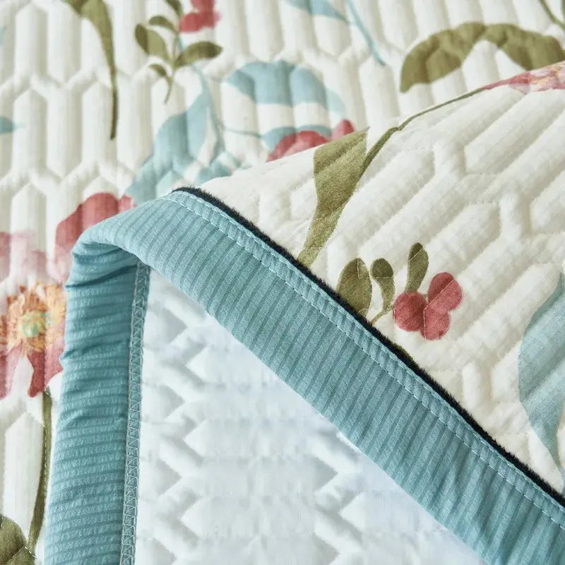 Elegant Beige Floral Reversible Quilt Set - Twin/Queen Size Julia M LifeStyles