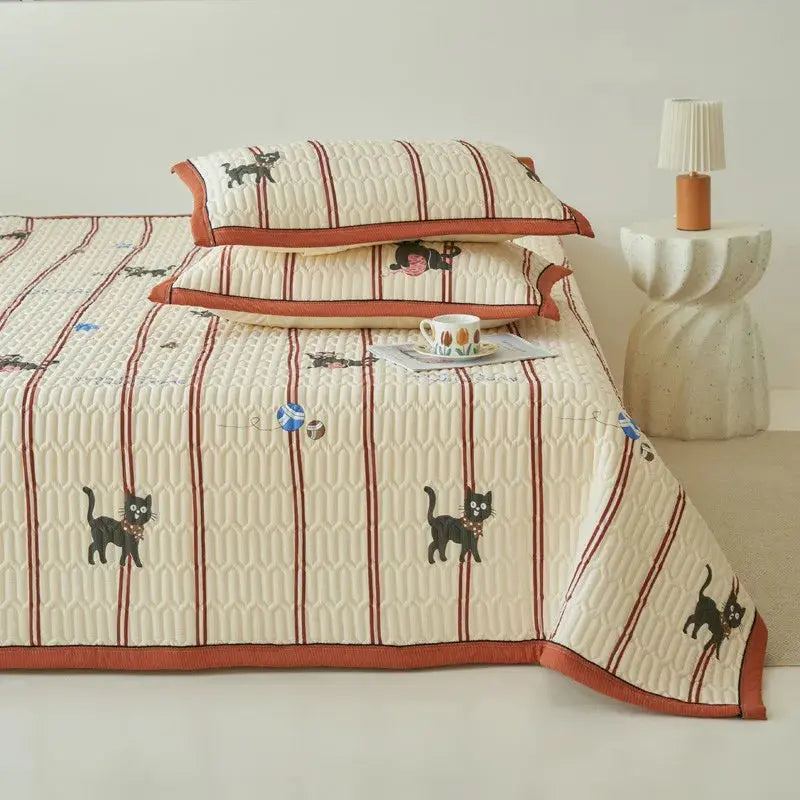 Elegant Beige Floral Reversible Quilt Set - Twin/Queen Size Julia M LifeStyles