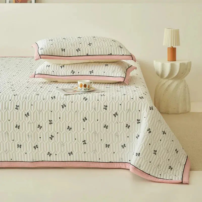 Elegant Beige Floral Reversible Quilt Set - Twin/Queen Size Julia M LifeStyles