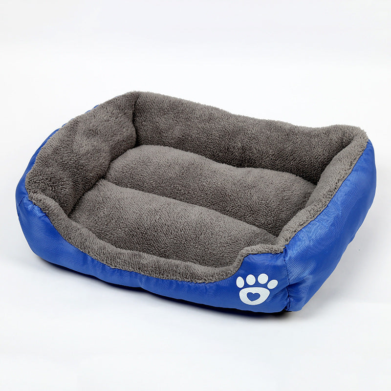 New, soft, and cozy fleece pet bed. Waterproof bottom. Suitable for small, medium & large pets. Keeps pets warm. - Julia M LifeStyles