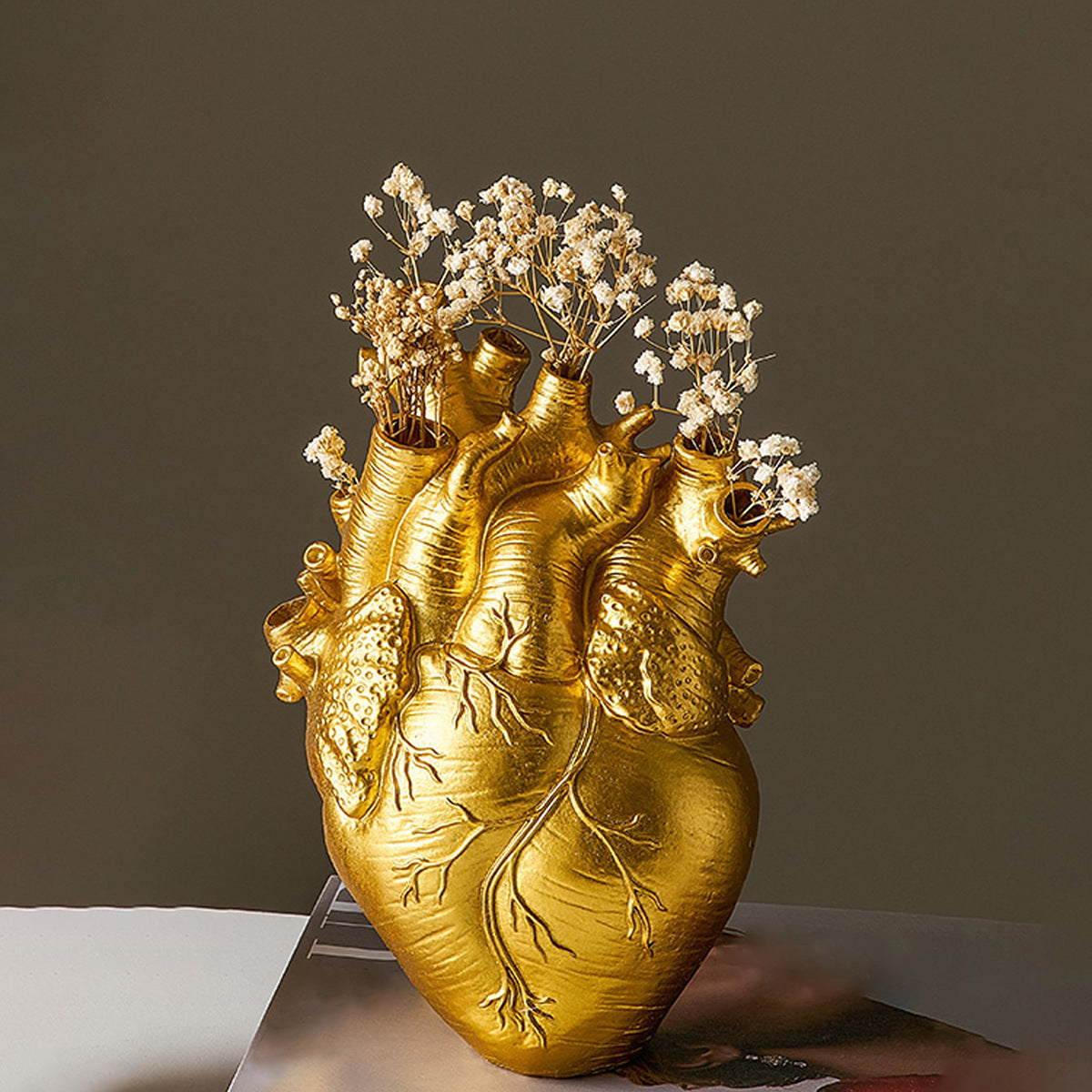 Heart-Shaped Flower Vase Resin Ornament Desktop Living Room Plant Pot Table Decoration Craft Julia M Home & Kitchen