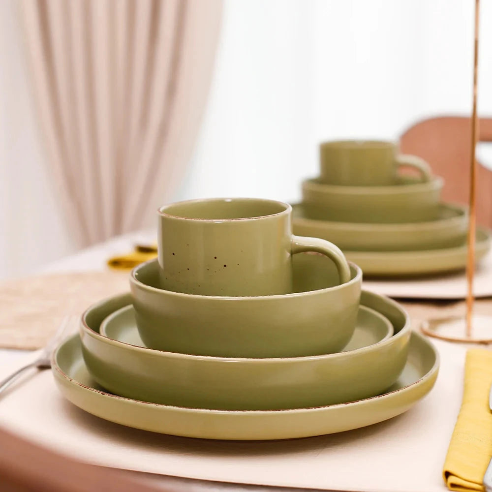 USA Market Hot Selling Nordic Style Round Stoneware 20pc Dinnerware Sets Speckled Matt Green Ceramic Plate and Bowl Set Julia M LifeStyles