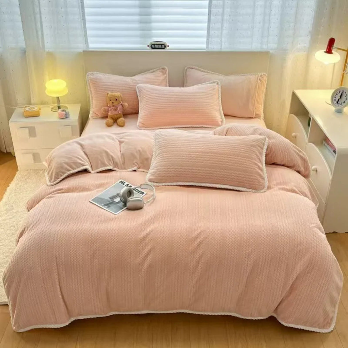 2025 New Winter Four-Piece Set Class Thickened Milk Velvet Quilt Cover Coral Velvet Bed Sheets Dormitory Fitted Three-Piece Set - Julia M LifeStyles