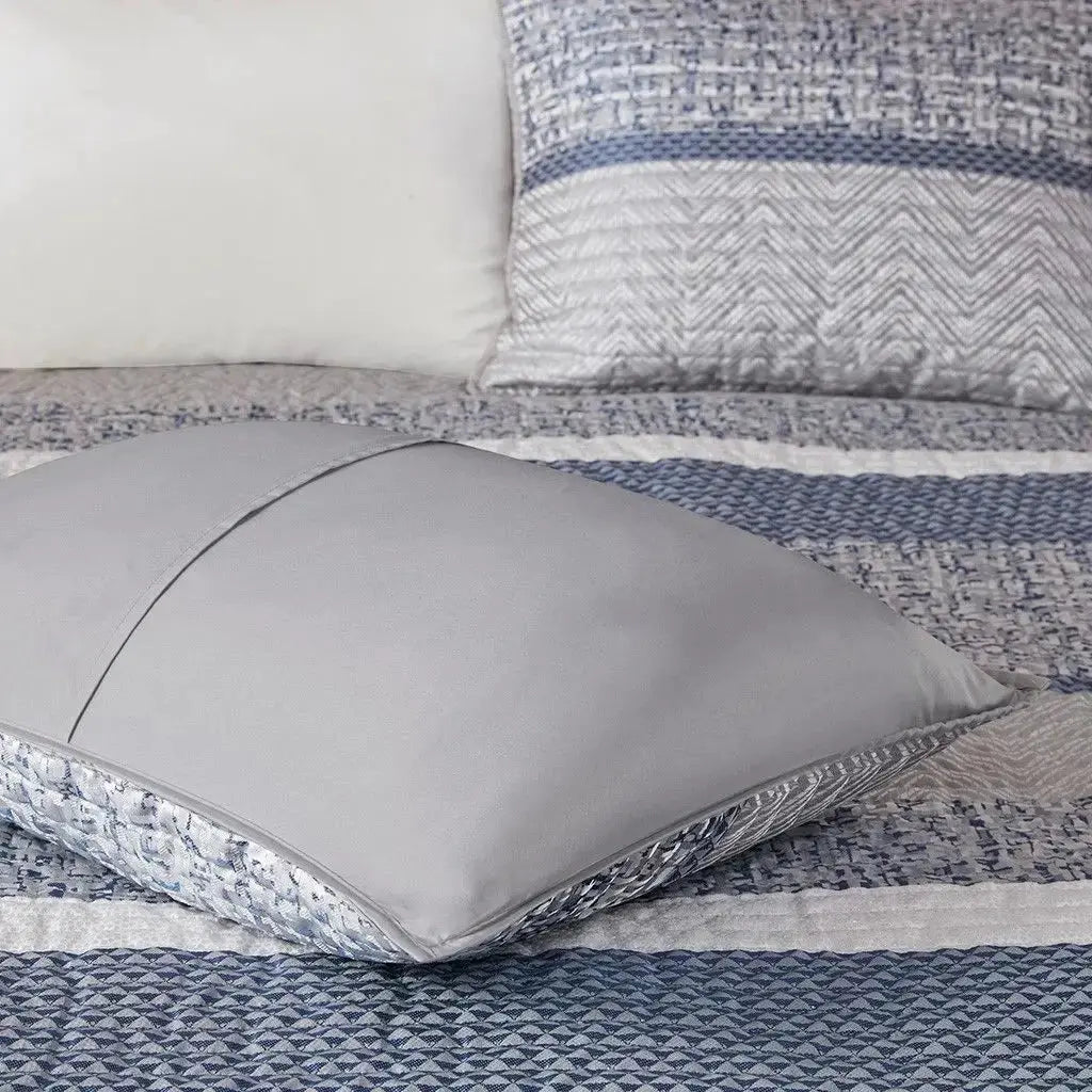 Navy Full/Queen Reversible Jacquard Quilt Set Throw Pillows 6-Piece Floral Vintage Pattern Soft Cotton for Wedding Hotel Julia M LifeStyles