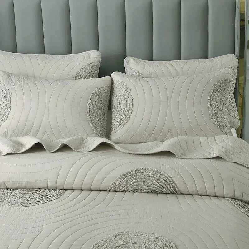 Handmade Bedding Quilts Embroidery Flower 100% Cotton Queen King Size Stitching Patchwork Bedspread 3pcs Quilt Set Julia M LifeStyles