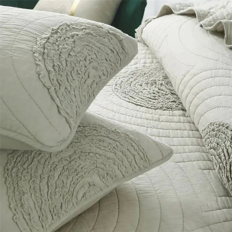 Handmade Bedding Quilts Embroidery Flower 100% Cotton Queen King Size Stitching Patchwork Bedspread 3pcs Quilt Set Julia M LifeStyles