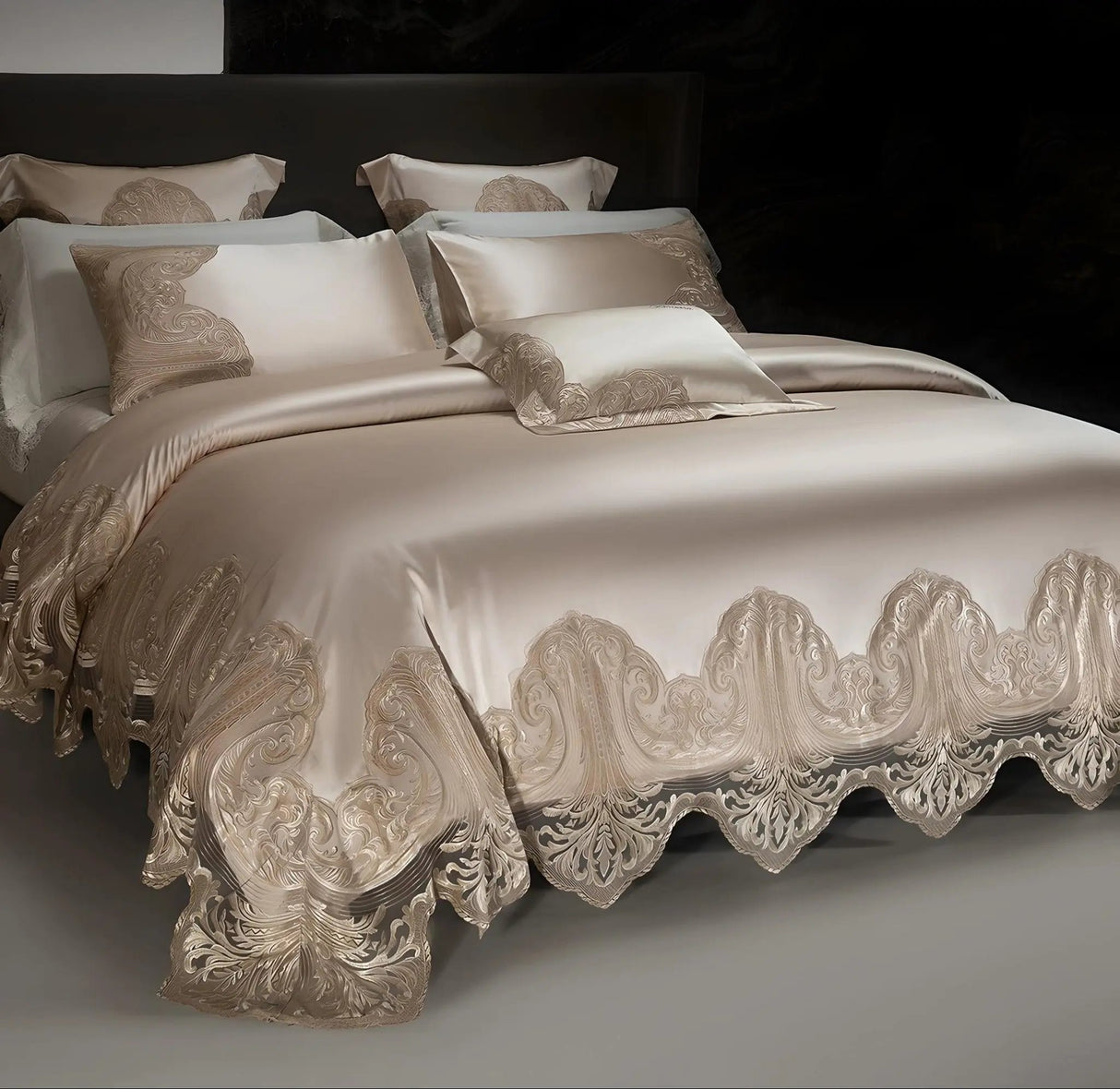 Luxury Pure Cotton Lace Bedding Set - Four-Piece European Style - Julia M LifeStyles