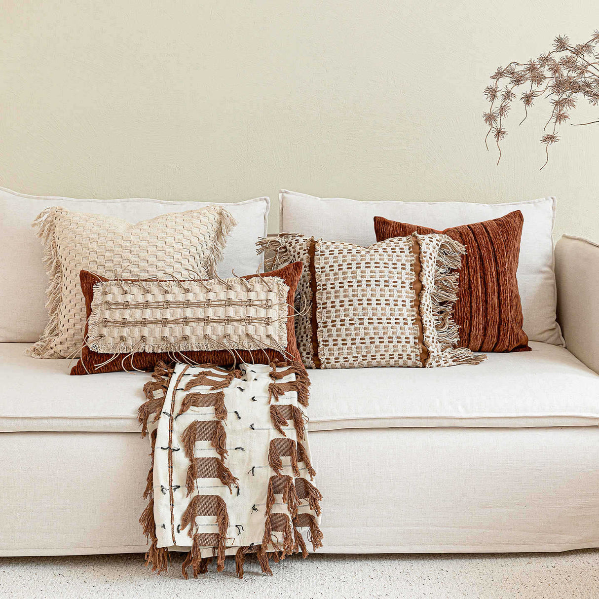 High-End Mid-Century Style Orange Coffee Color Sofa Pillow Designer Cushion Natural Wabi-Sabi Style Model Room Cushion Lumbar Pillow