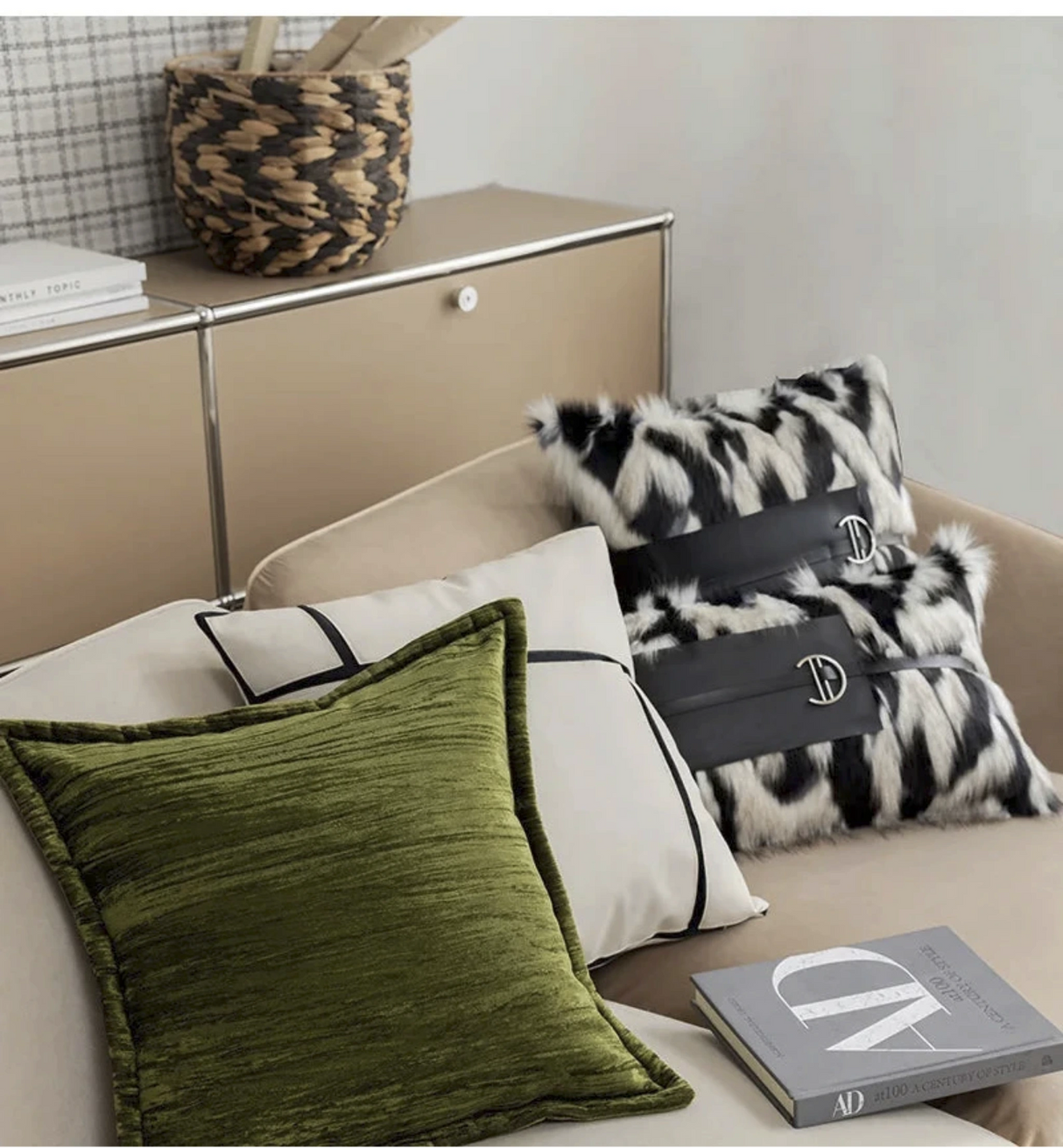 Elegant Plush Throw Pillow Cover for Cozy Living Spaces