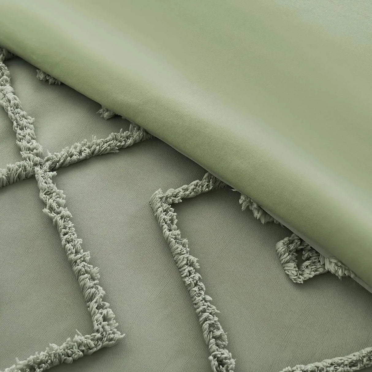 7 Pcs solid color tufted quilt set, microfiber soft and lightweight, durable and easy to wash bedding set , for all seasons Julia M LifeStyles