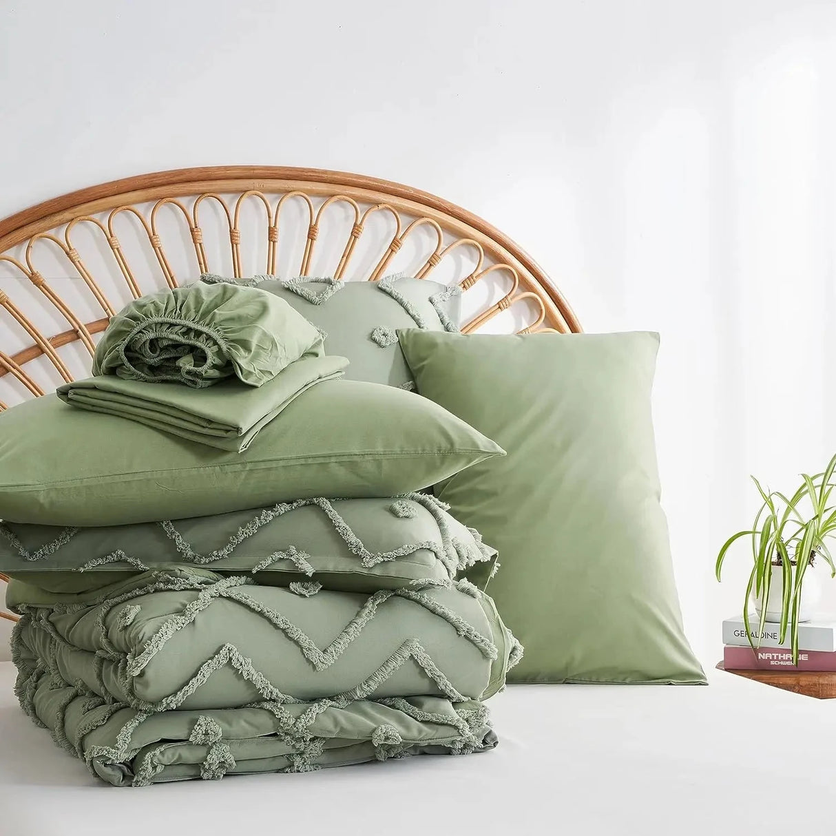 7 Pcs solid color tufted quilt set, microfiber soft and lightweight, durable and easy to wash bedding set , for all seasons Julia M LifeStyles