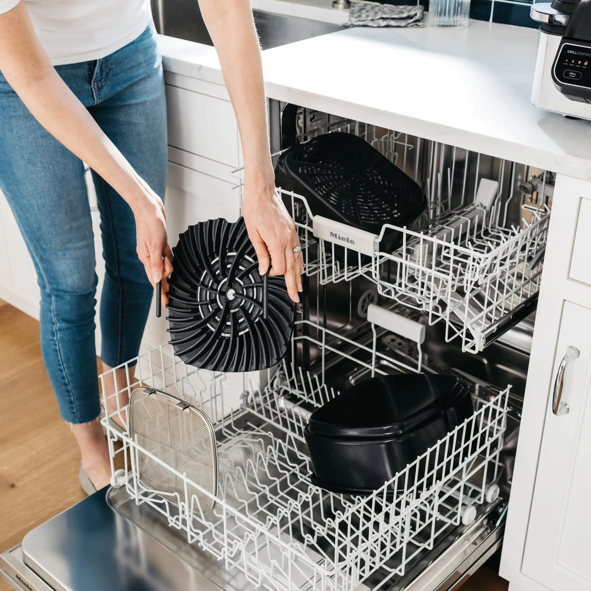 4-in-1 Indoor Grill with 4-Qt Air Fryer, Roast, Bake, & Cyclonic Grilling Technology, Black/Stainless Julia M LifeStyles