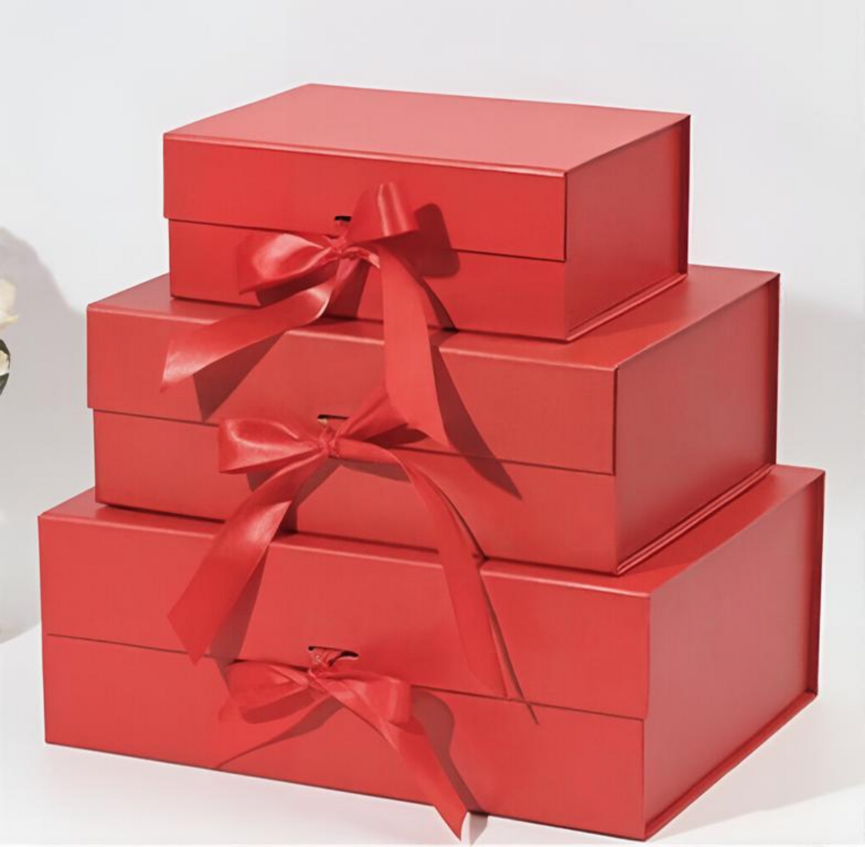 Personalized Luxury Gift Box - Perfect for Every Occasion