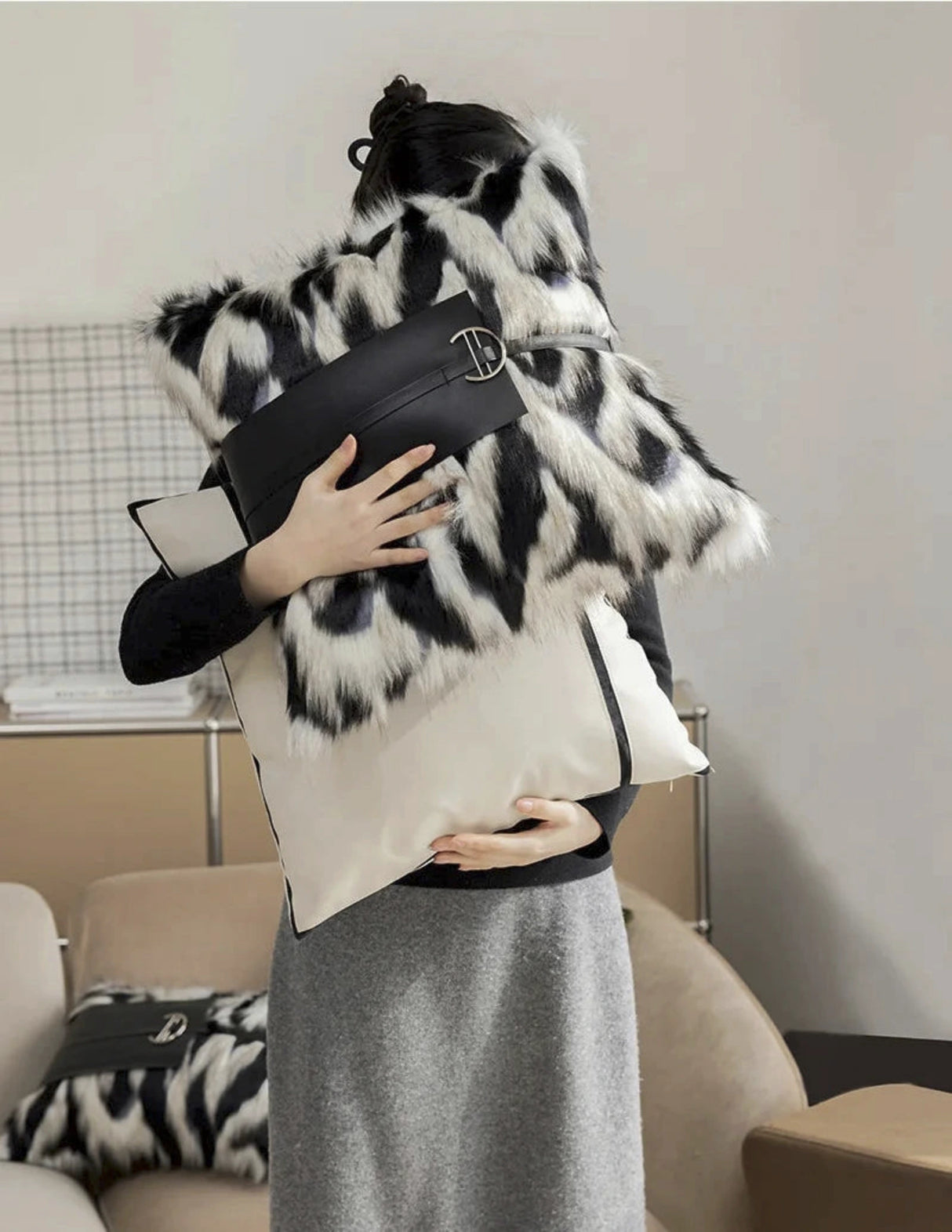 Elegant Plush Throw Pillow Cover for Cozy Living Spaces