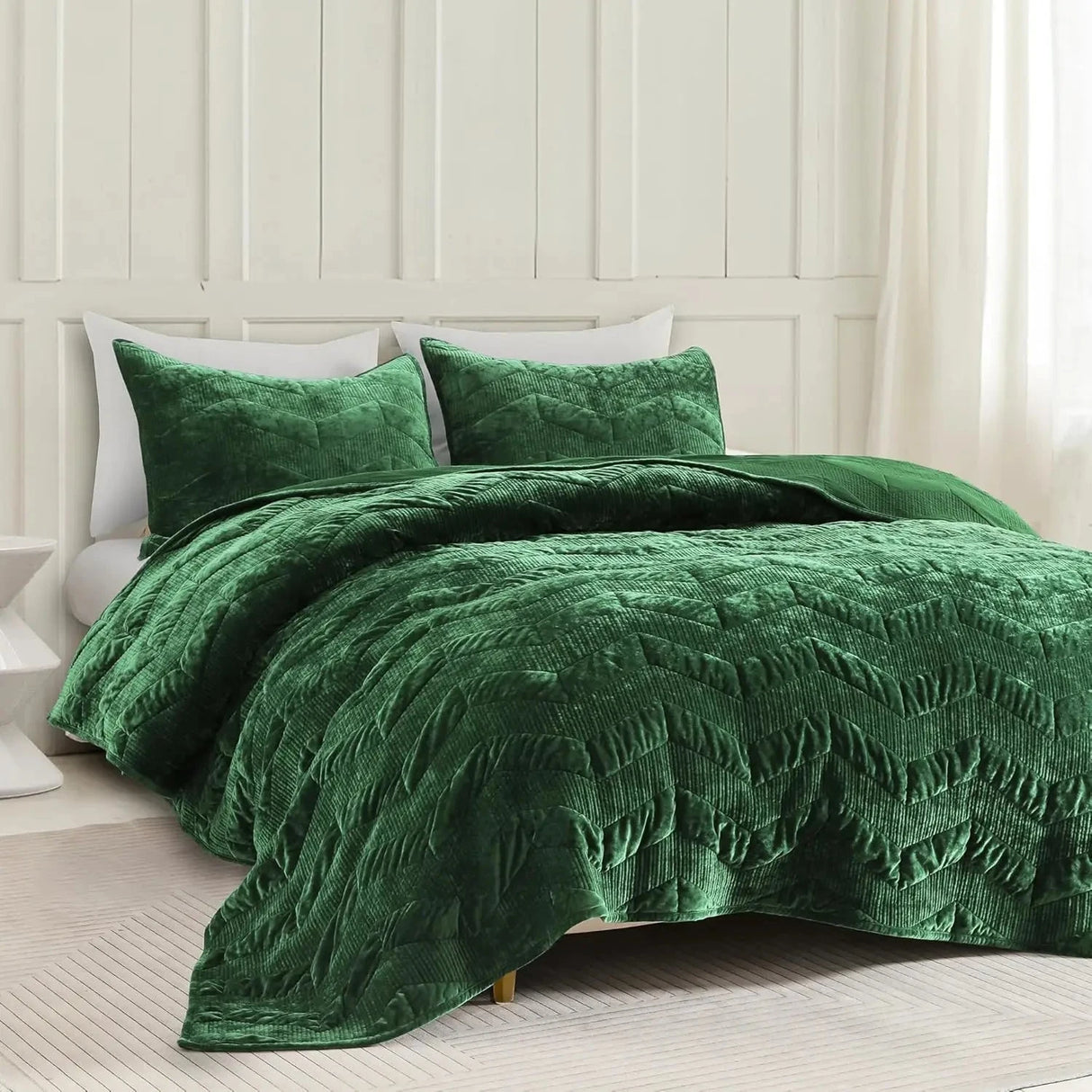 Ultra Soft Luxury Velvet Quilt Set - Queen Size Oversized Comforter for Summer Julia M LifeStyles