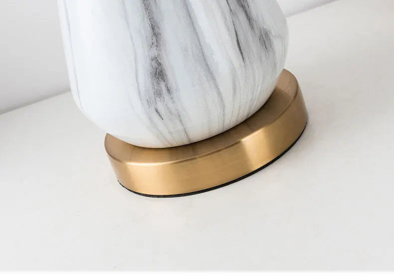 Metal Bedroom Bedside Lamp Modern Simple Cloth Cover Decorative Desk Lamp Nordic Hotel Living Room Office Reading Lamp
