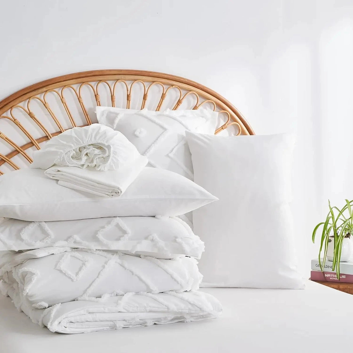 7 Pcs solid color tufted quilt set, microfiber soft and lightweight, durable and easy to wash bedding set , for all seasons Julia M LifeStyles