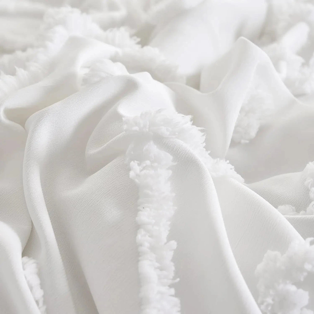 7 Pcs solid color tufted quilt set, microfiber soft and lightweight, durable and easy to wash bedding set , for all seasons Julia M LifeStyles