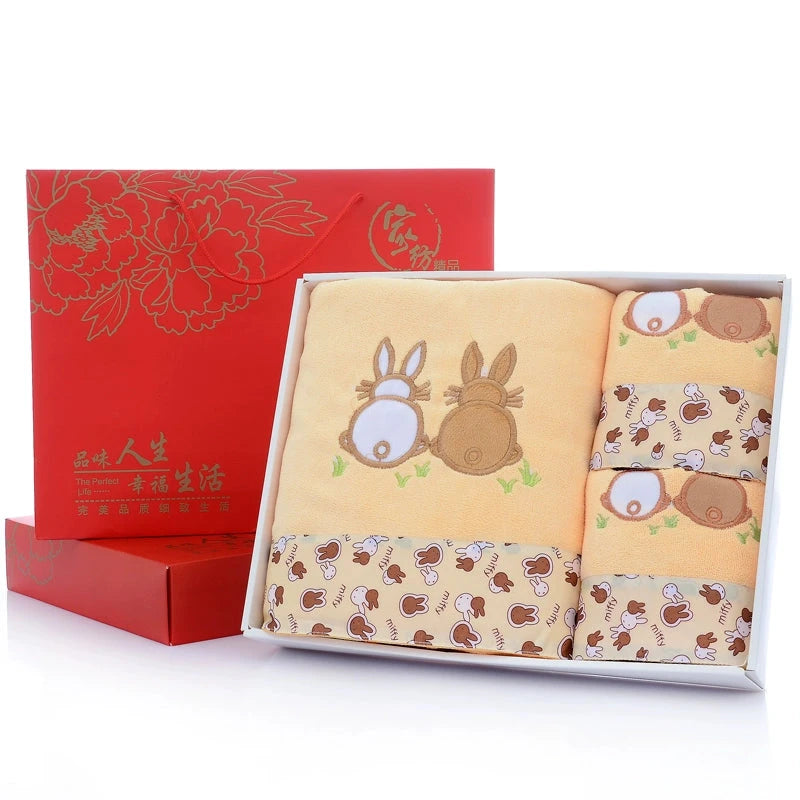 Microfiber Bath Towel Three-Piece Towel Gift Box Wedding Favors Business Gift Absorbent Embroidered Julia M Home & Kitchen