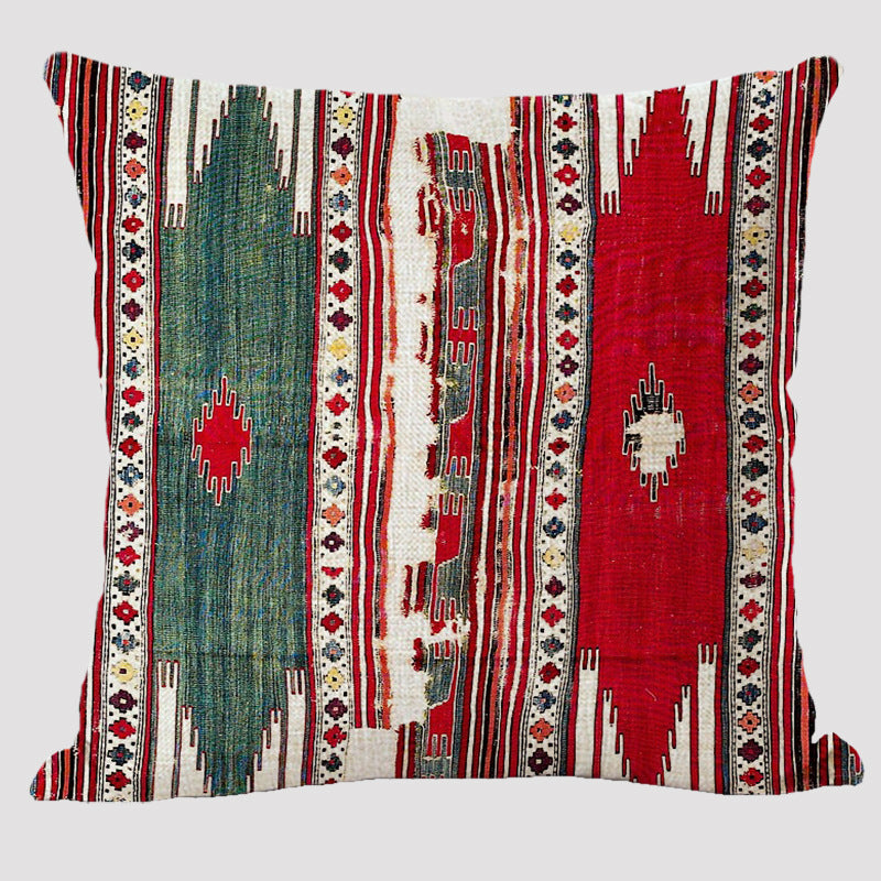 Bohemian Elegance: Linen Pillowcase in Ethnic Style