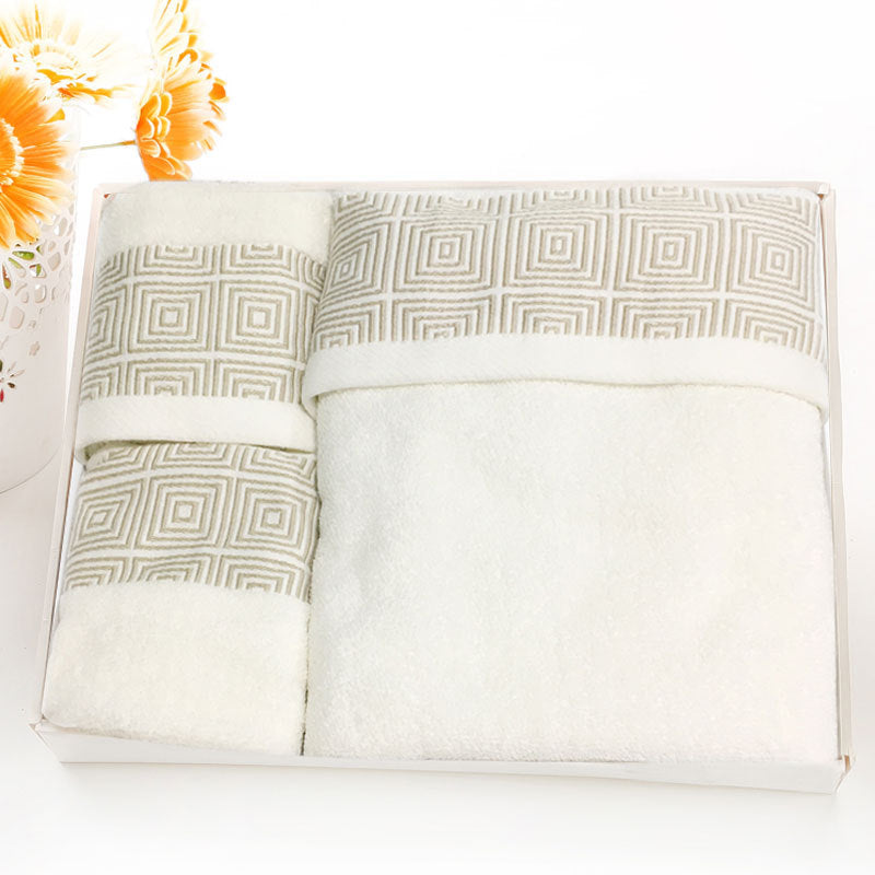 Pure Cotton Luxury Three-Piece Towel Set – Soft, Thick, Elegant