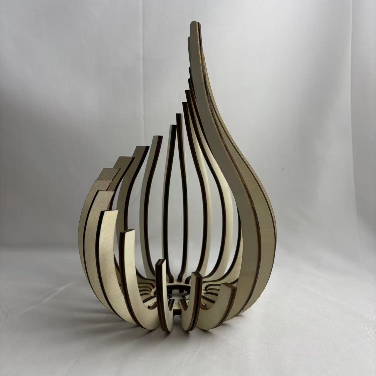 Elegant Lotus-Shaped Wooden Candle Holder Display Shelf