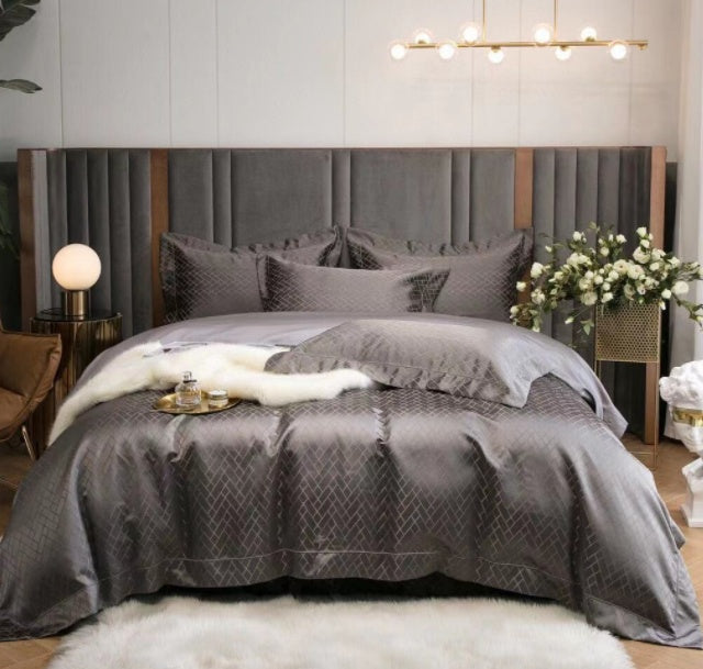 Luxury Retro Style Black Gold Jacquard Cotton Bed Set