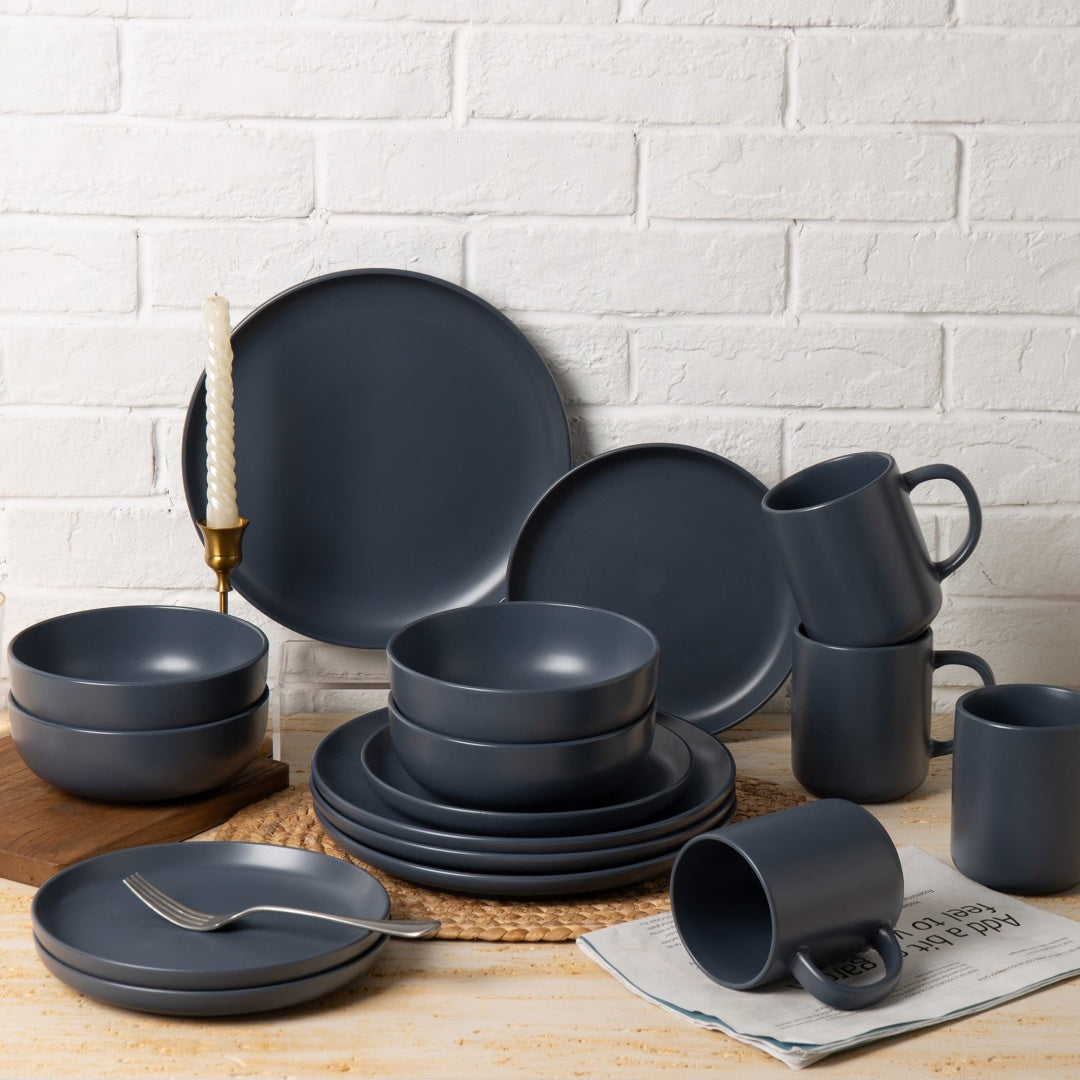 Elegant 12-Piece Stoneware Dinner Plates and Bowls Set for Exquisite Dining Experiences