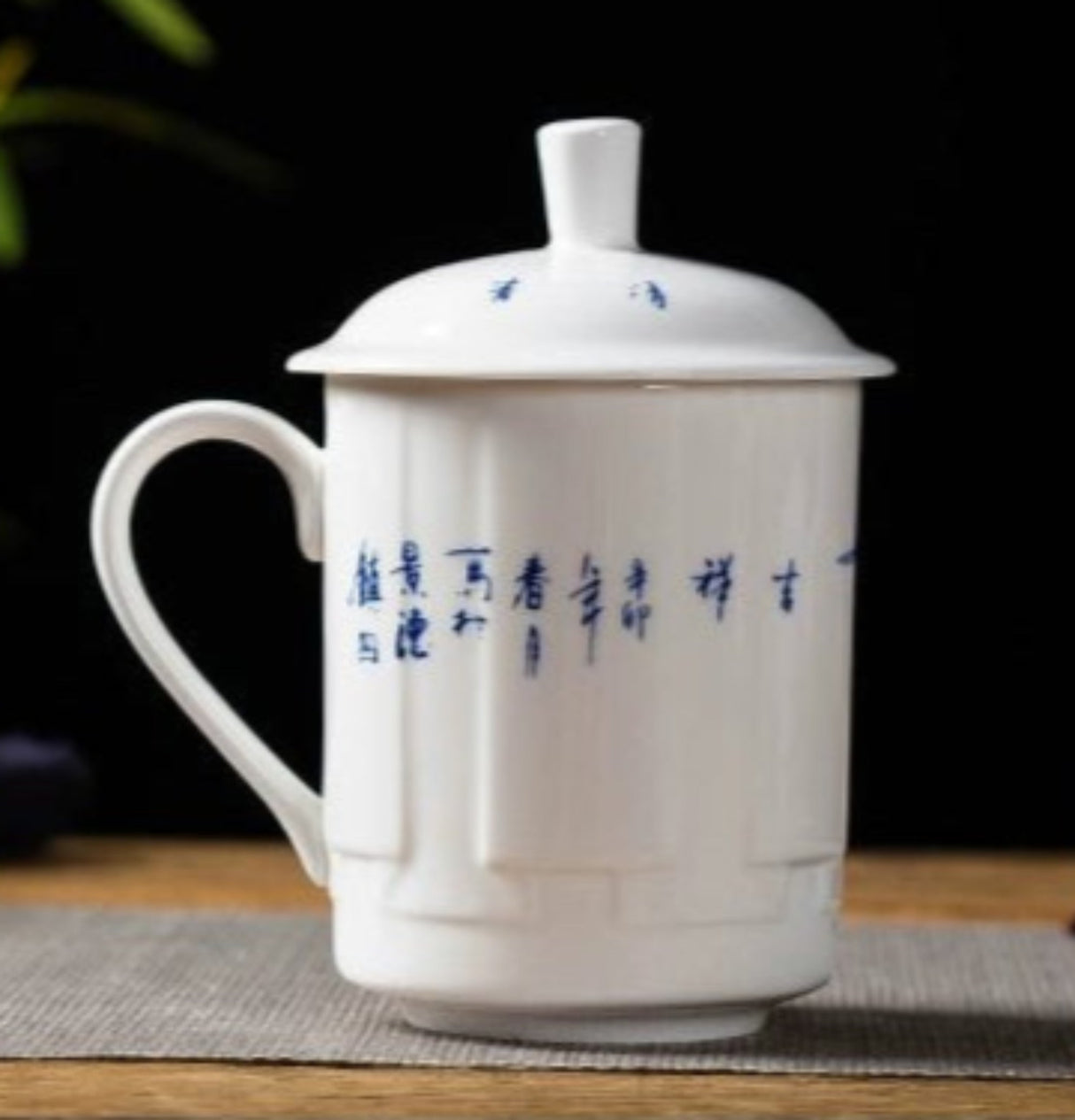 Elegant Blue and White Porcelain Cup with Lid for Tea Brewing - Julia M LifeStyles