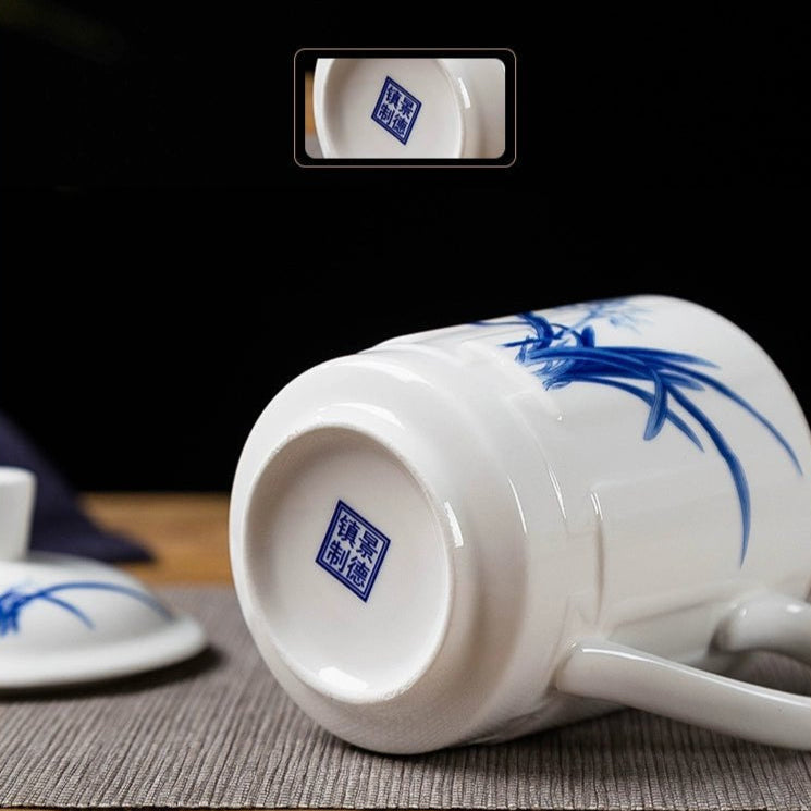 Elegant Blue and White Porcelain Cup with Lid for Tea Brewing - Julia M LifeStyles