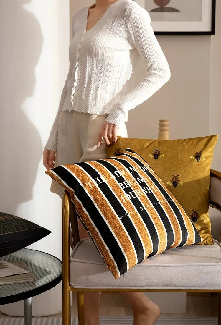 European Retro Luxury Geometric Pillow Cover - Julia M LifeStyles