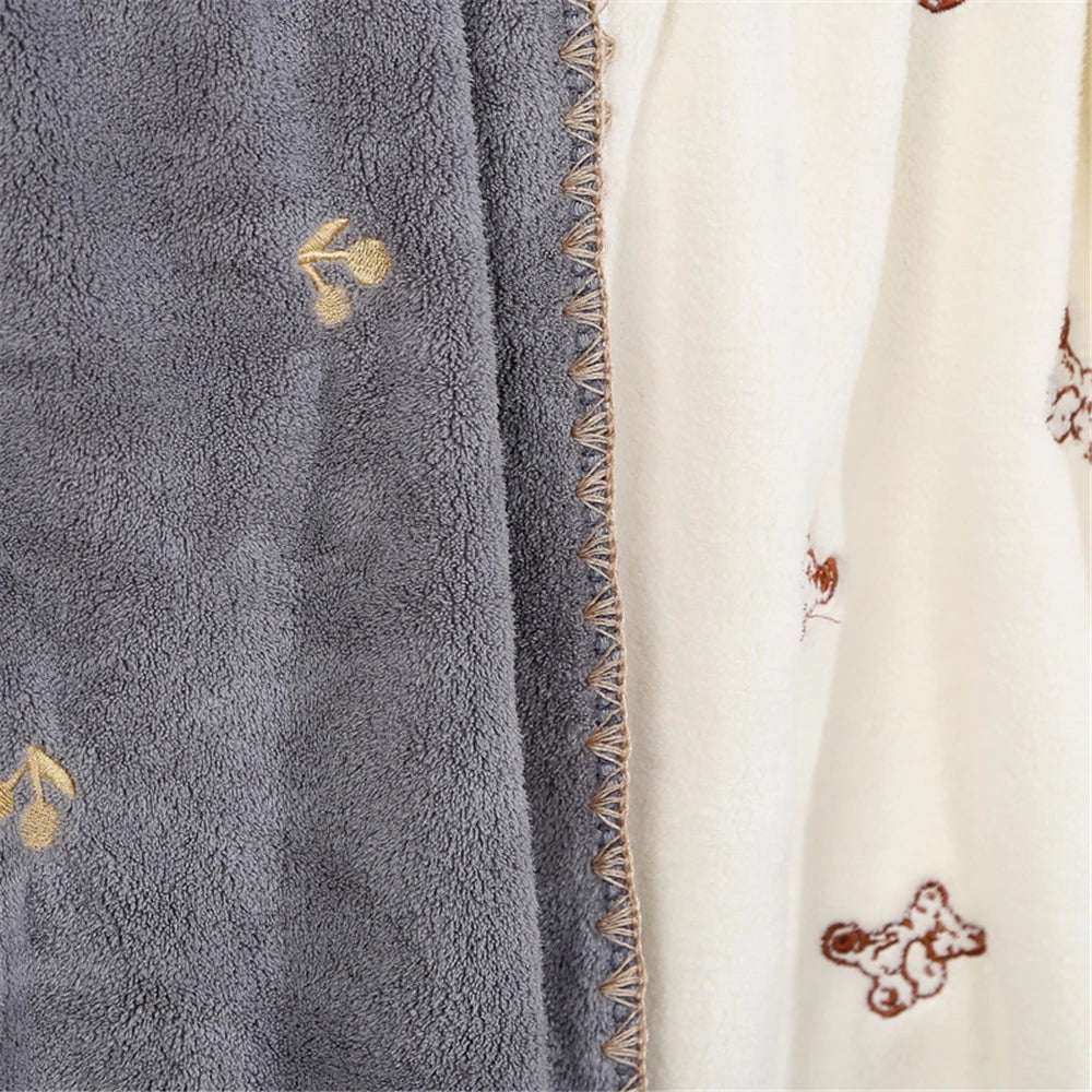 Julia M High-Quality Face Bath Towel Set: Luxurious Family Affair 🛁 - Julia M LifeStyles