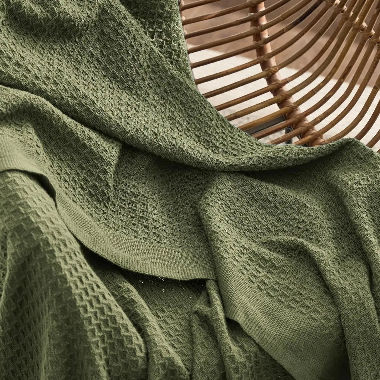 Bedsure 100% Cotton Waffle Weave Lightweight Blanket - Julia M LifeStyles