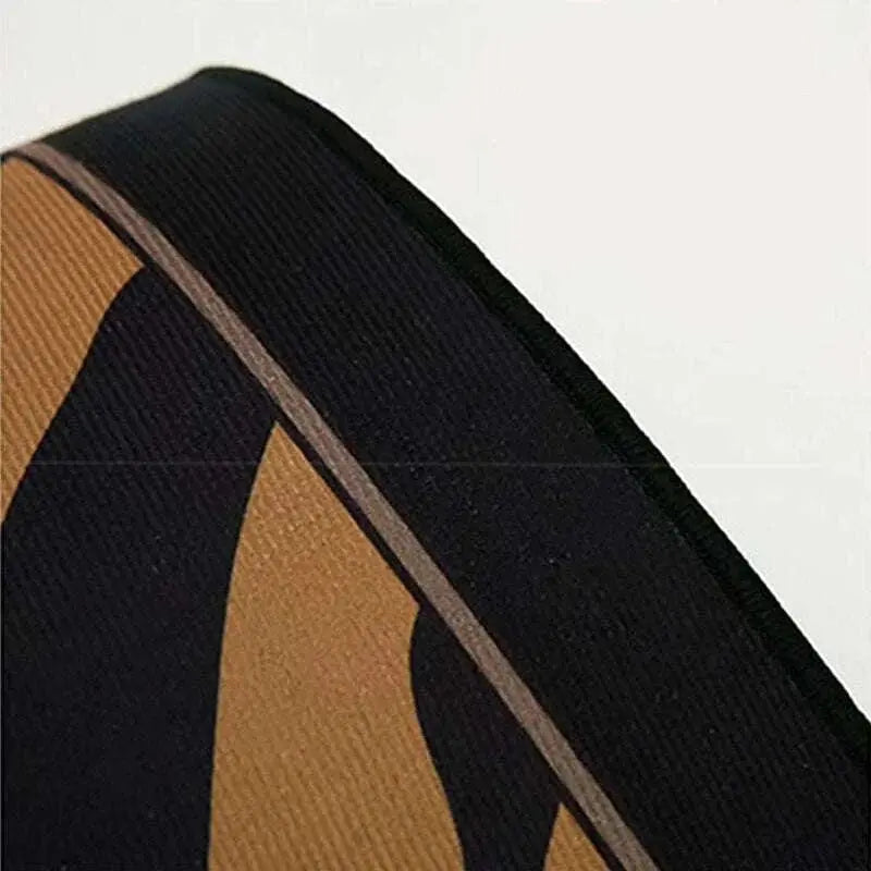 Geometric Pattern Round Carpet - Anti-Slip & Machine Washable - Julia M LifeStyles