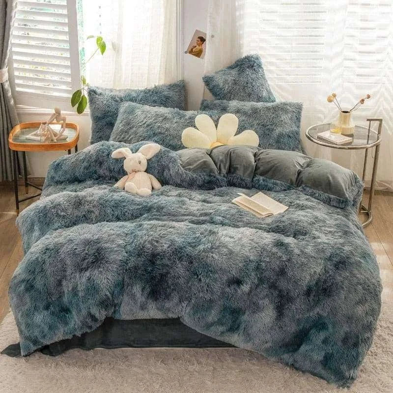Cozy Nordic Plush Bedding Set - Julia M LifeStyles