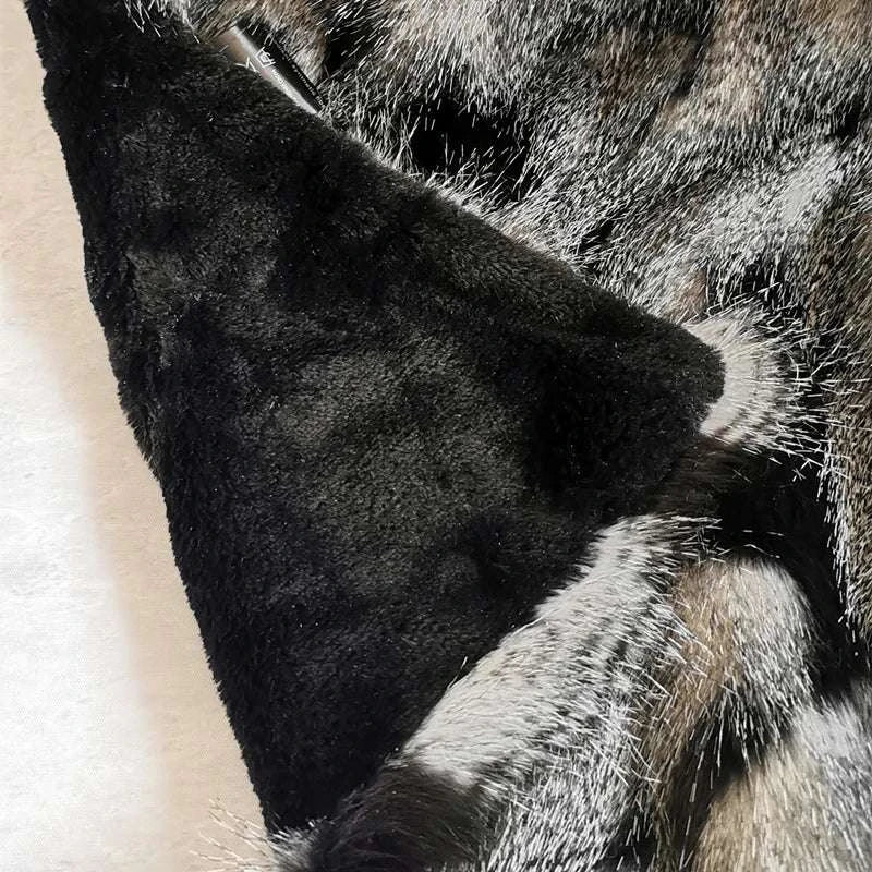 Luxury Plush Peacock Fur Blanket - Julia M LifeStyles